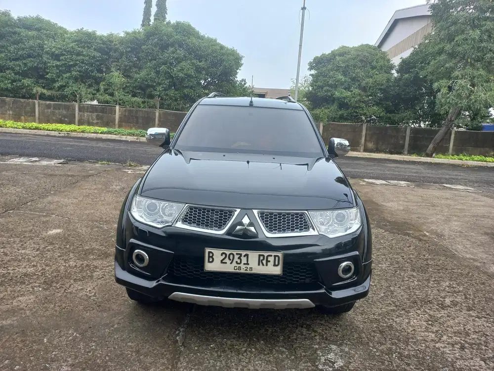 [MURAH] Mitsubishi Pajero Dakkar DSL AT 2013, Hitam