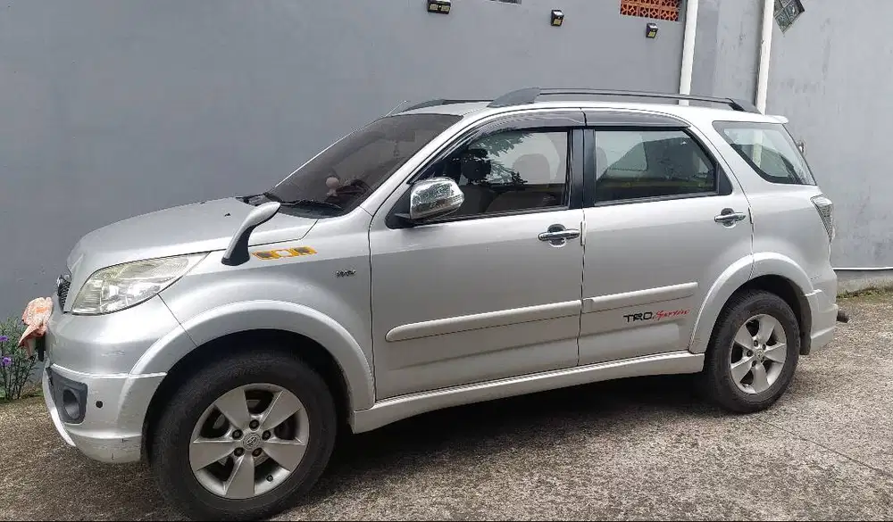 Jual Mobil Rush S TRD 2014