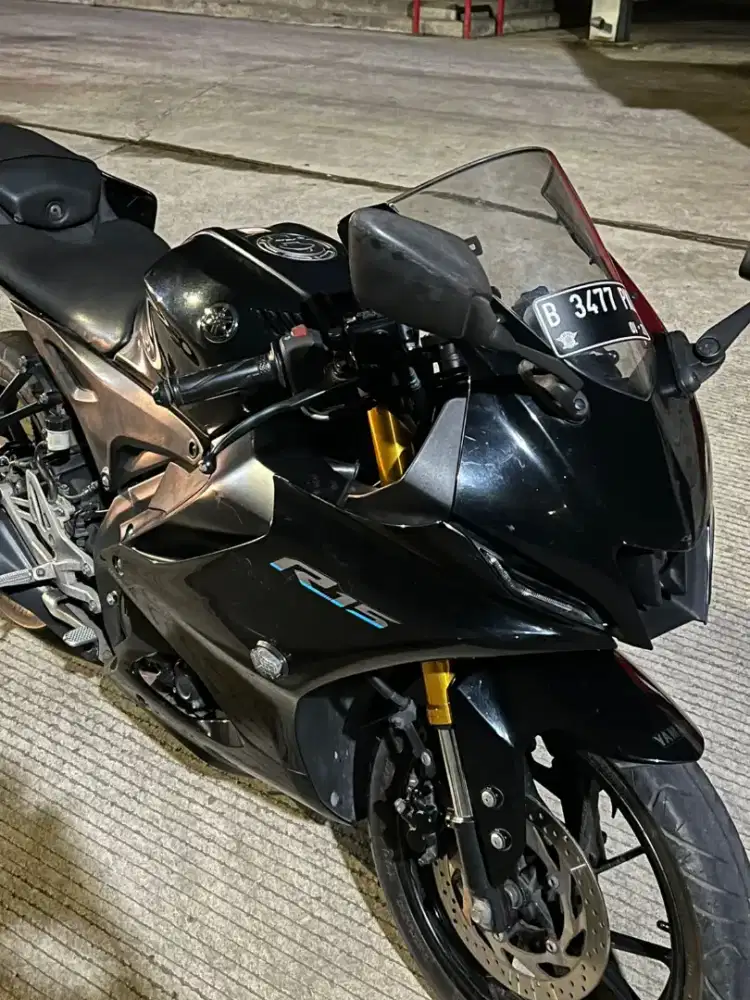 DI JUAL YAMAHA R15 V4