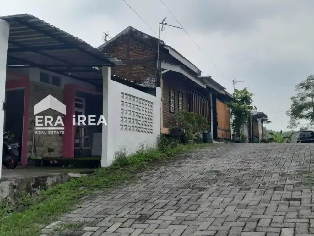 RUMAH DIJUAL DI KARANGANYAR DEKAT MI SALAMAH SULUREJO DAN PONDOK PESANTREN AL INSHOF PLESUNGAN
