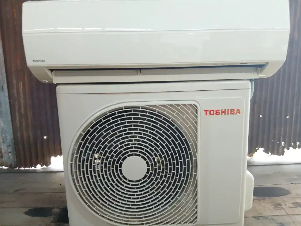 MENJUAL AC BEKAS 1/2 PK KOMPLIT