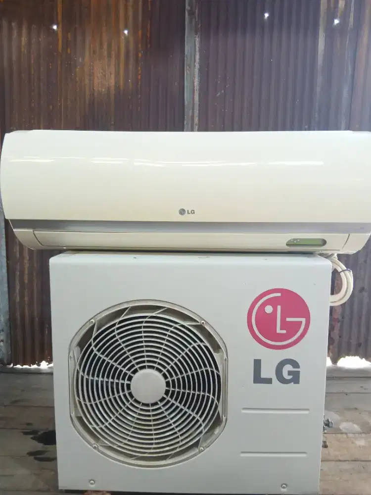 DIJUAL AC BEKAS 1/2 PK GRATIS PASANG