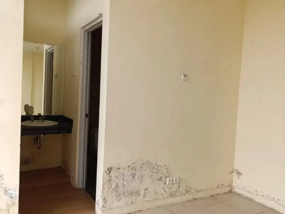 DISEWAKAN / DIJUAL RUKO STRATEGIS – TAMAN CEMARA Cocok untuk usaha, kantor, klinik, salon, atau investasi