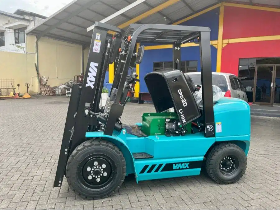 Forklift Elektrik Merk VMax Kap. 3 Ton Tinggi 3 M Battery Lithium