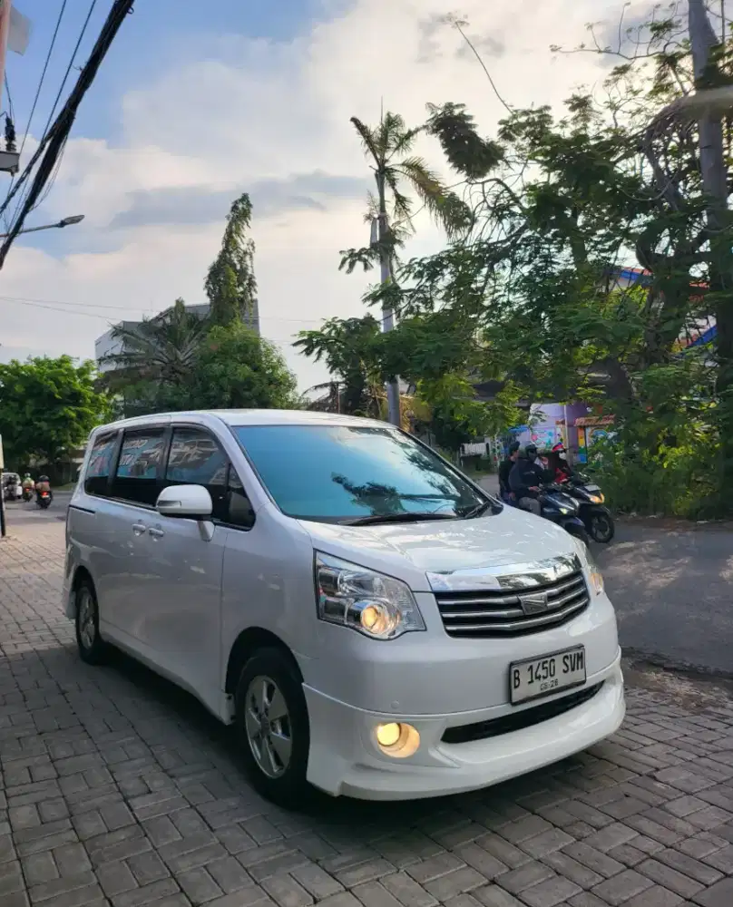 NAV 1V 2.0 CC MATIC TAHUN 2013