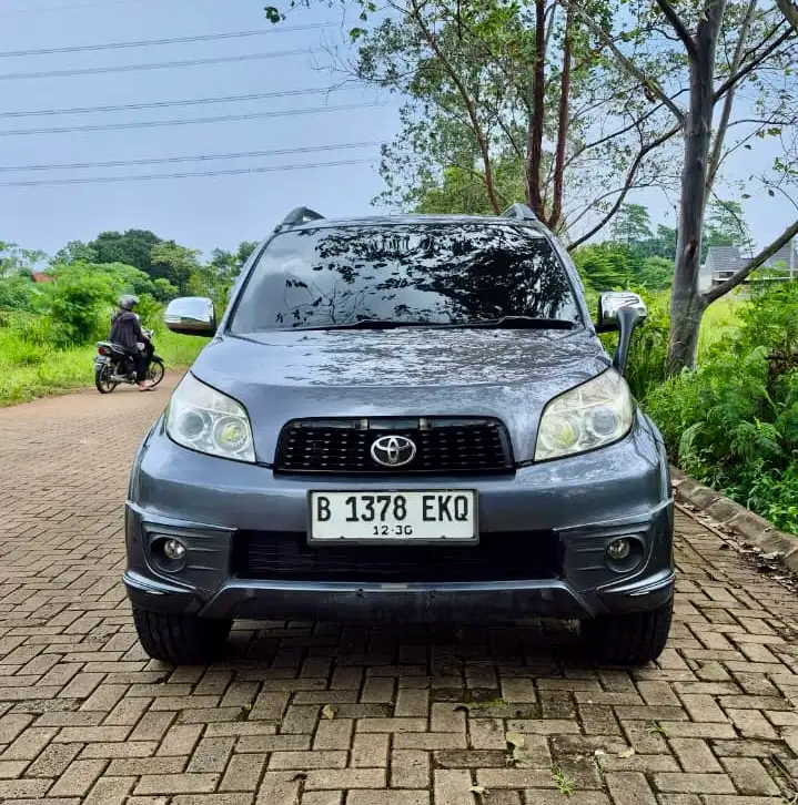 Toyota Rush 2013 Bensin