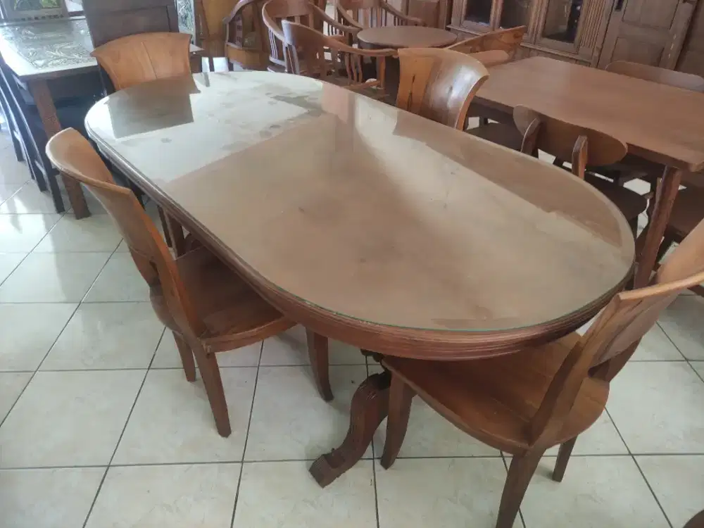 Meja Makan Kipas Gendong