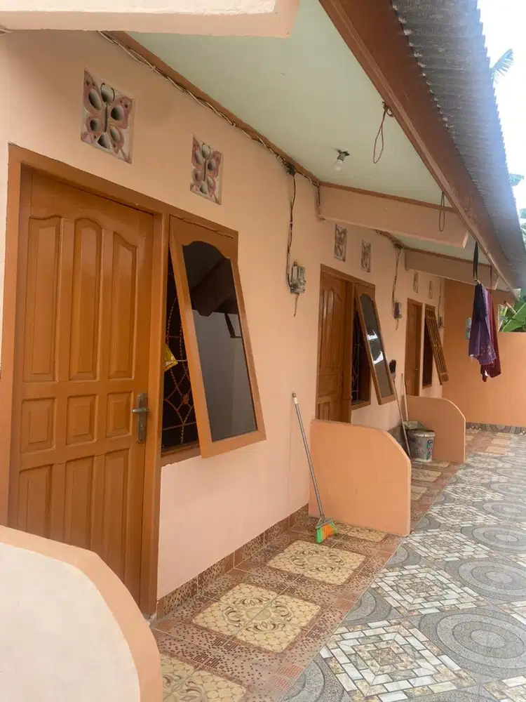 Bedeng Kost Kosong Kontrakan