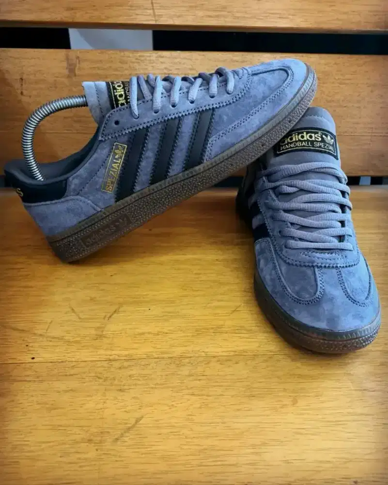 Sepatu adidas made in vietnam size 40 rasa baru