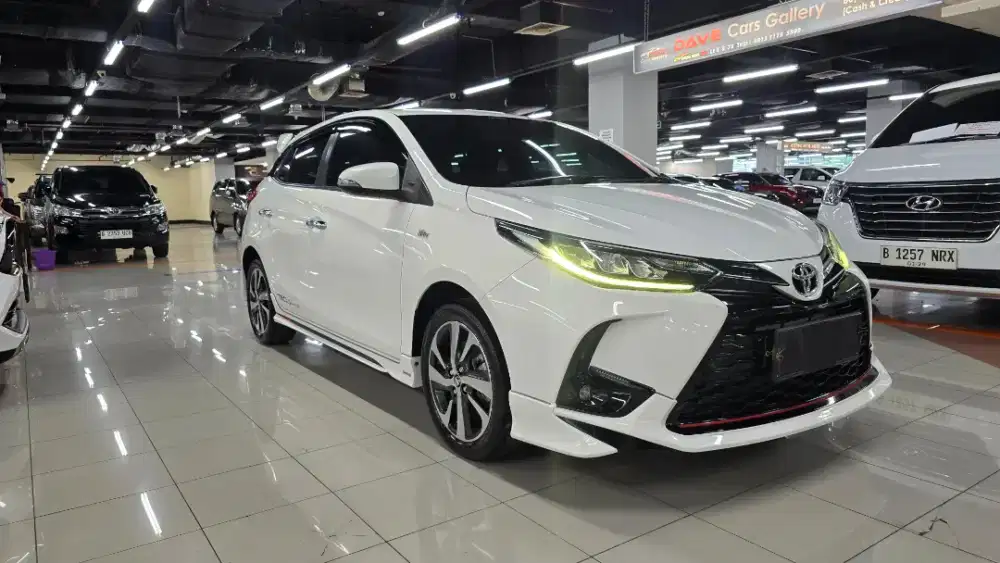 TOYOTA YARIS S TRD 1.5 SPORTIVO 7 AIRBAG