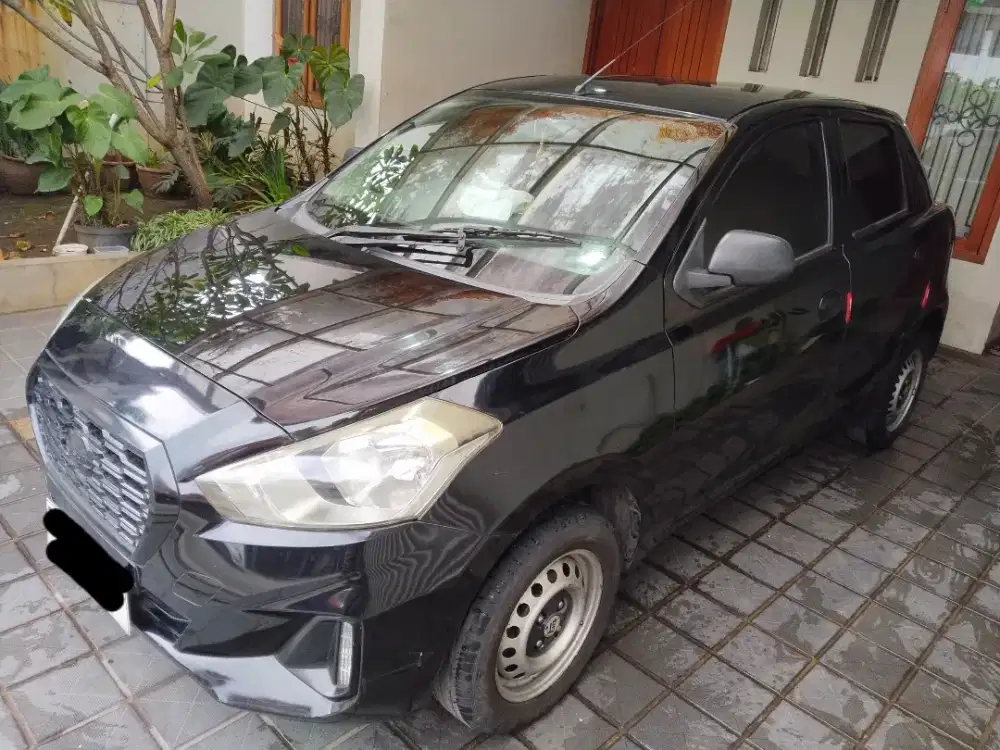 Datsun 2018 2 baris. Hitam.