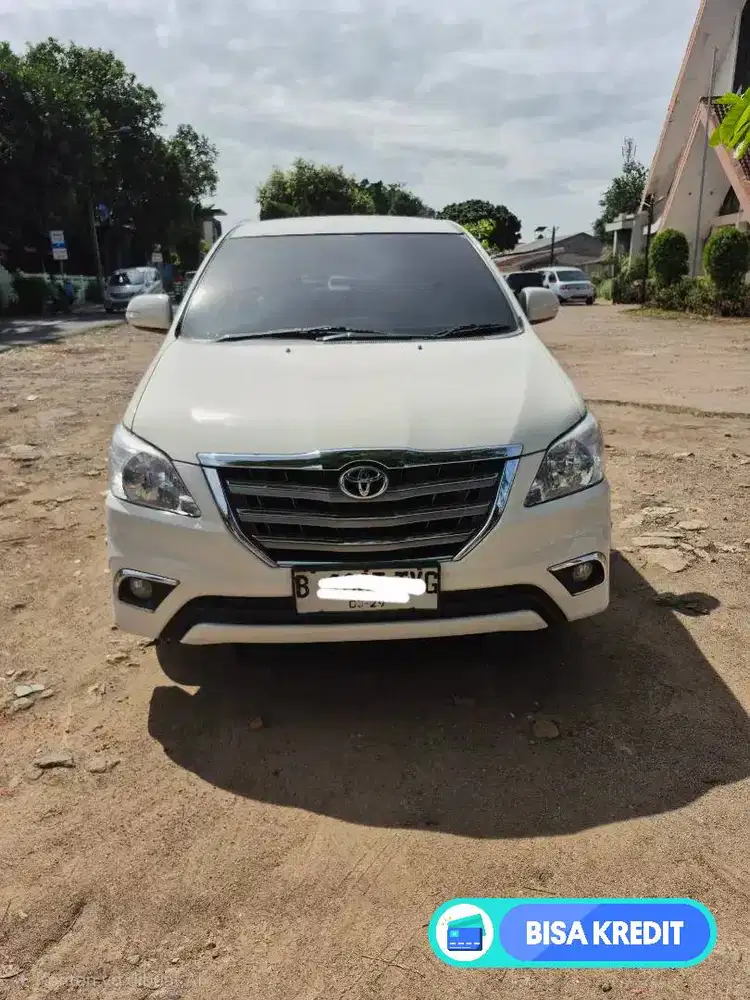 Mobil sangat terawat , nego sampai terjual