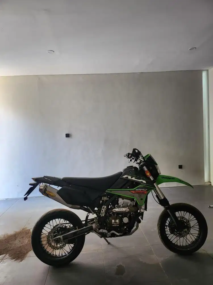KLX 250 2011 bekas