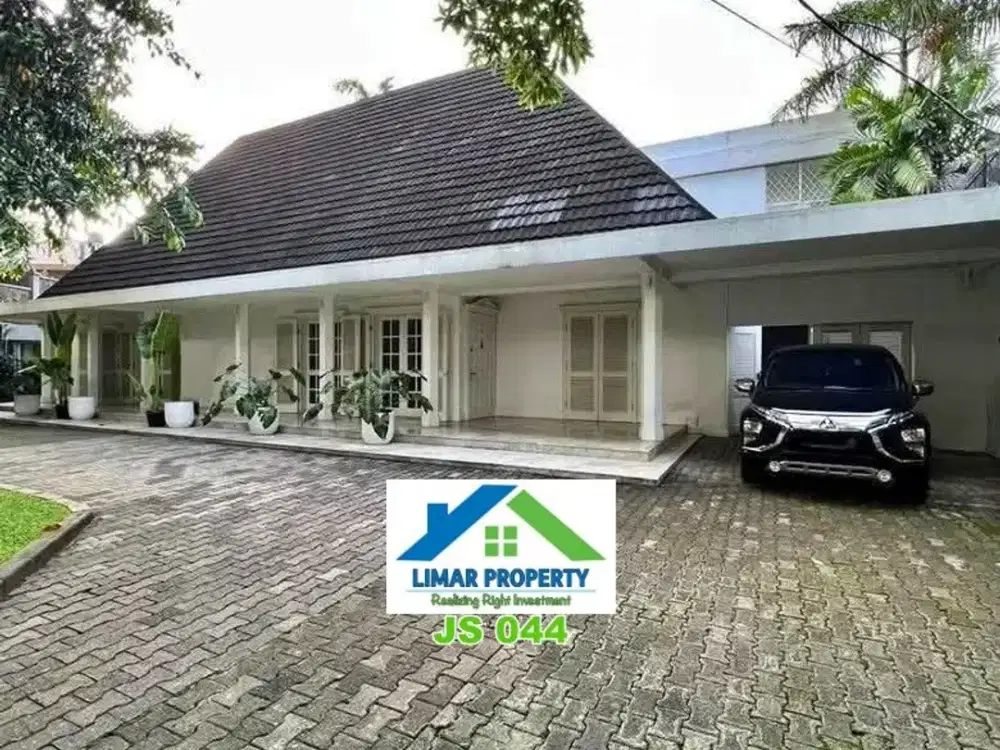 Rumah Sultan Siap Huni di Area Exclusive Kebayoran Baru, Jakarta Selatan