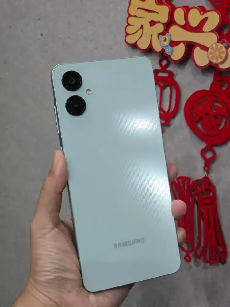 Second Samsung A06 5G 6/128gb Ex Display