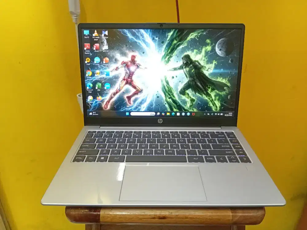 JUAL LAPTOP HP 245 G10/ AMD RYZEN 3 7320U/ RAM 8GB/ SSD 256GB.