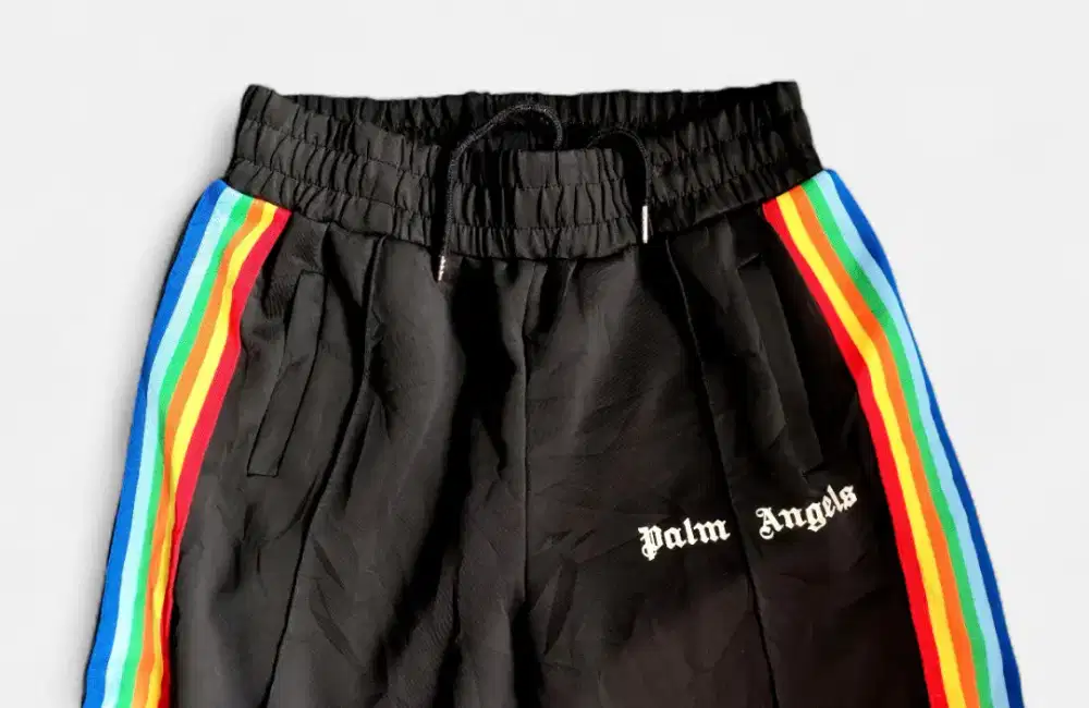 PALM ANGELS Sweatpants Sz M Fit to XL
	
100% Original