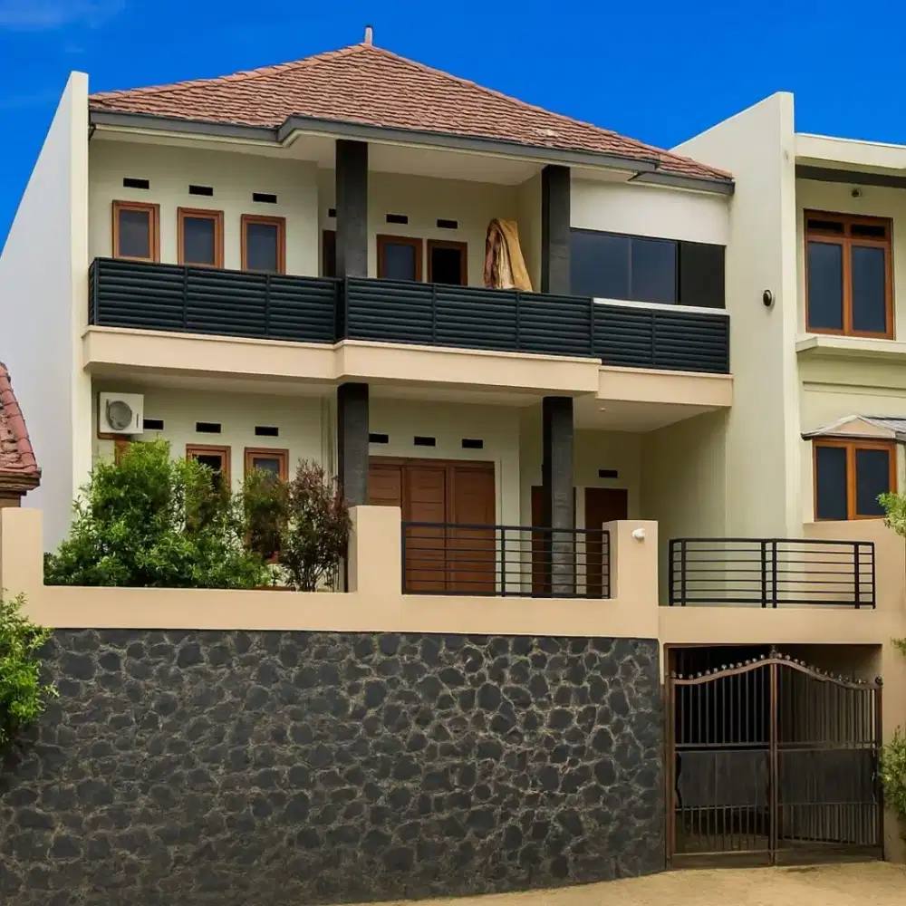 Dijual: Rumah di Kompleks Bukit Pajajaran