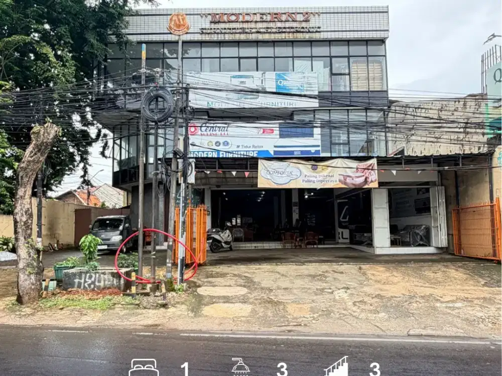Gedung Ruko Luas Dengan 3 Lantai di Ciledug