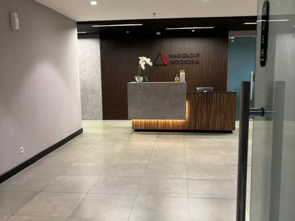 disewakan ruang kantor area kuningan luas 657 sqm full furnish