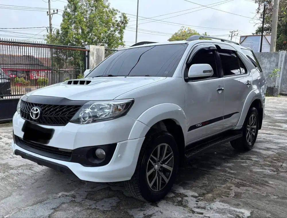 FORTUNER VNT TRD MT 2.5 2015