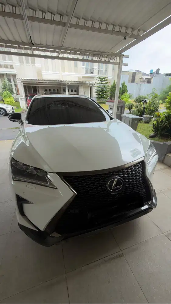 Jual Lexus RX200t Fsport 2017 - Putih Interior Red