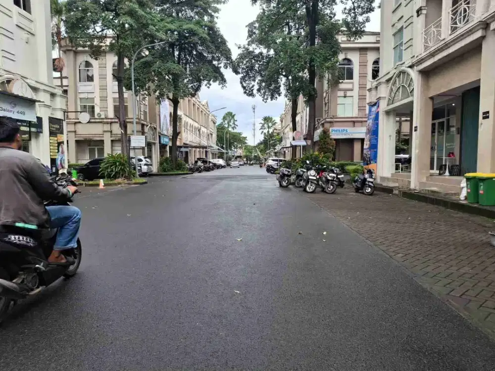 Disewakan ruko komersil siap pakai grand galaxy bekasi