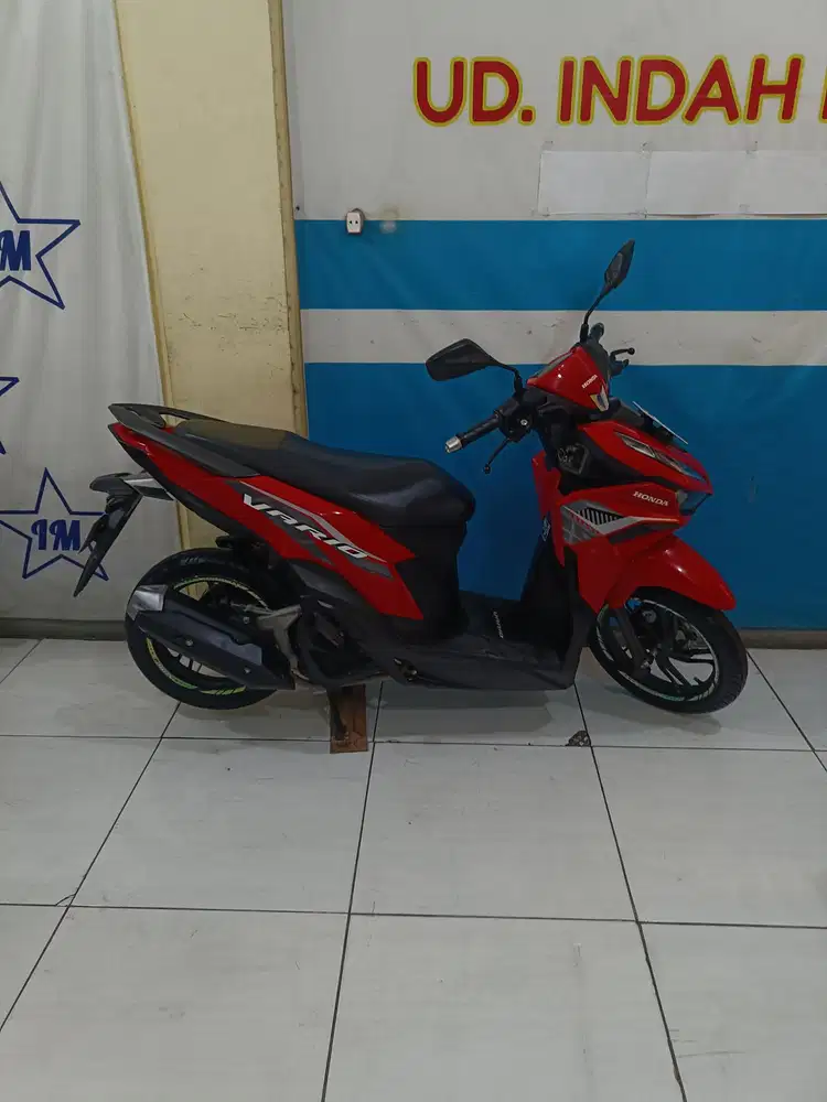 L Surabaya Honda VARIO ESP CBS SPORTY FI ECO 2023 bisa kredit