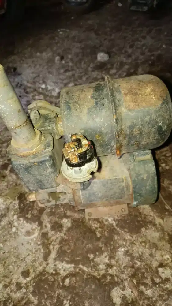 Beli barang barang bekas