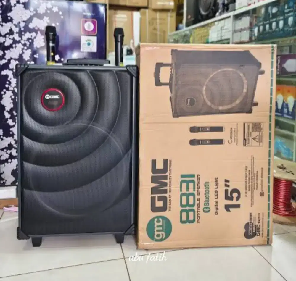 SPEAKER PORTABLE GMC 883I UK 15 INCH