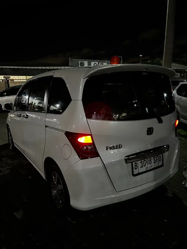 Honda Freed 2009 Bensin