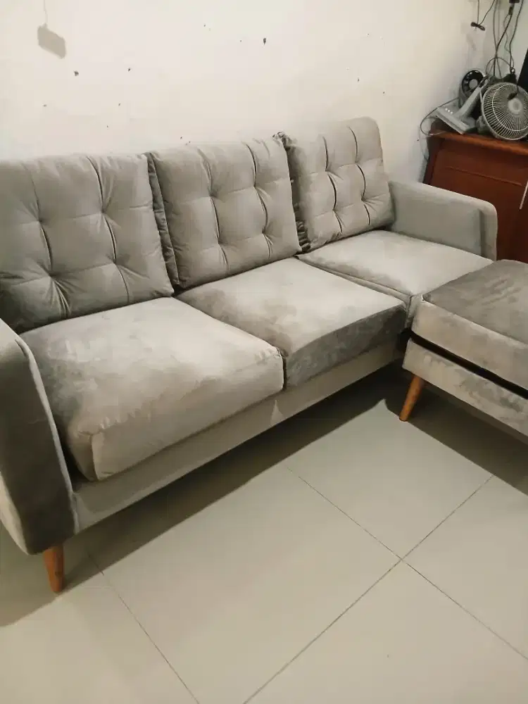 Sofa L rekondisi