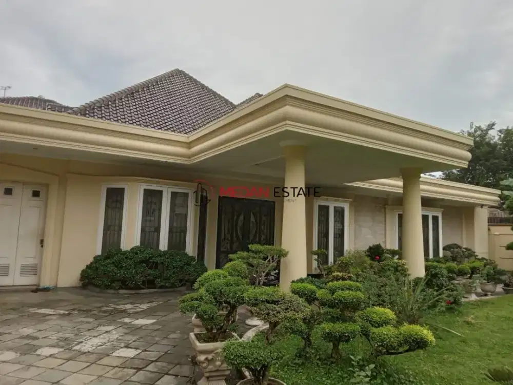 DI JUAL VILLA JALAN JUANDA MEDAN!!!
