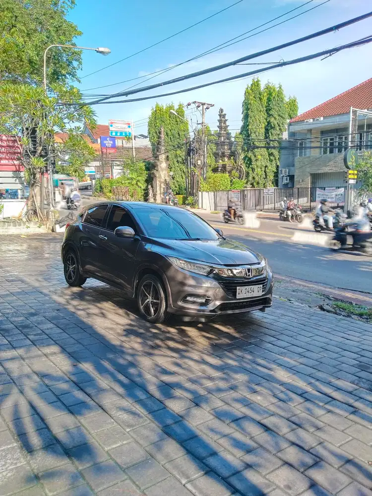 HONDA HR-V PRESTIGE 2019 SUNROOF ASLI BALI