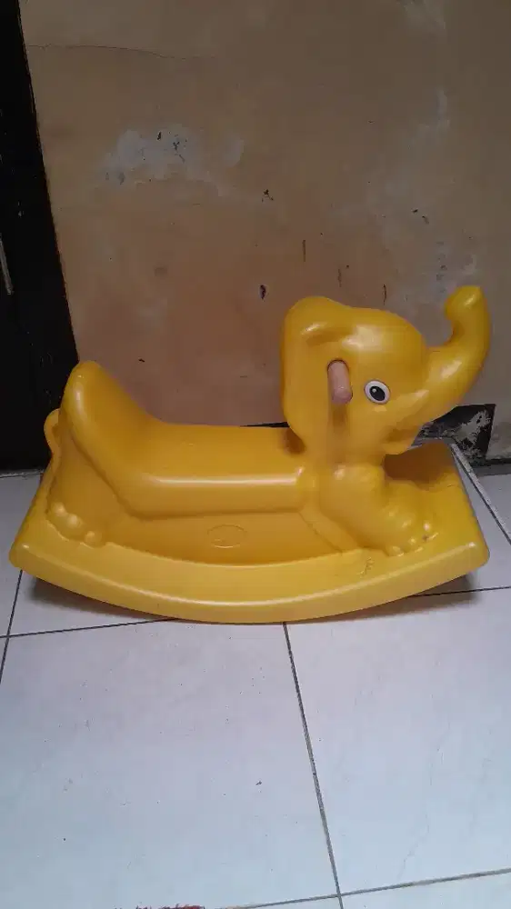 Mainan bayi  labeille Rocking Elephant