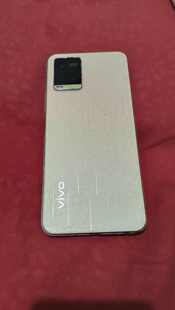 Vivo Y33T gold lengkap