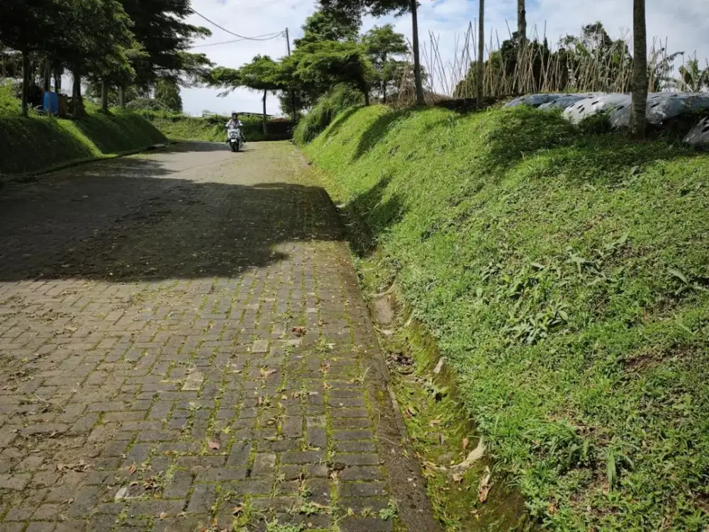 DI JUAL TANAH KAVLING STUCO HILL DI DESA CITEKO KEC. CISARUA BOGOR.