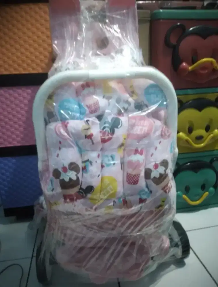 Stroller pink buat perempuan