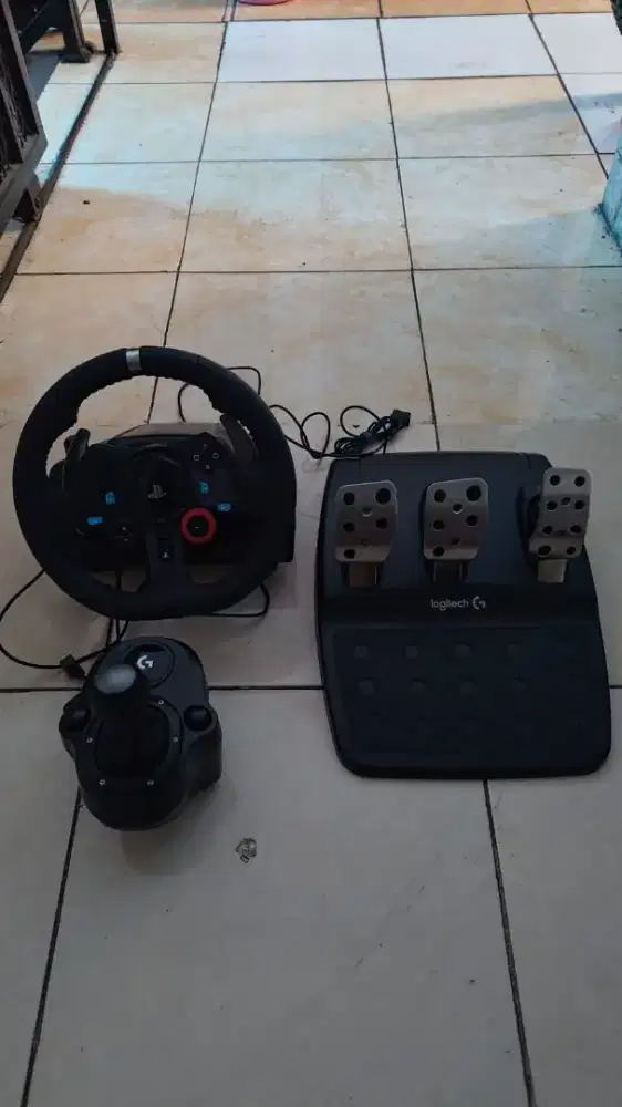 Stearingwheel Logitec G29 + Shifter Support untuk PlayStation dan PC