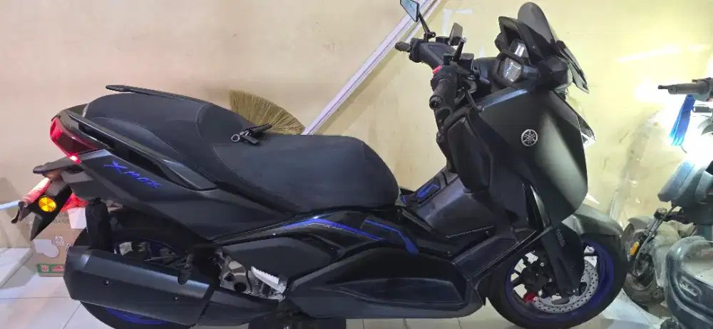 Xmax 2025 like new km 75 perak