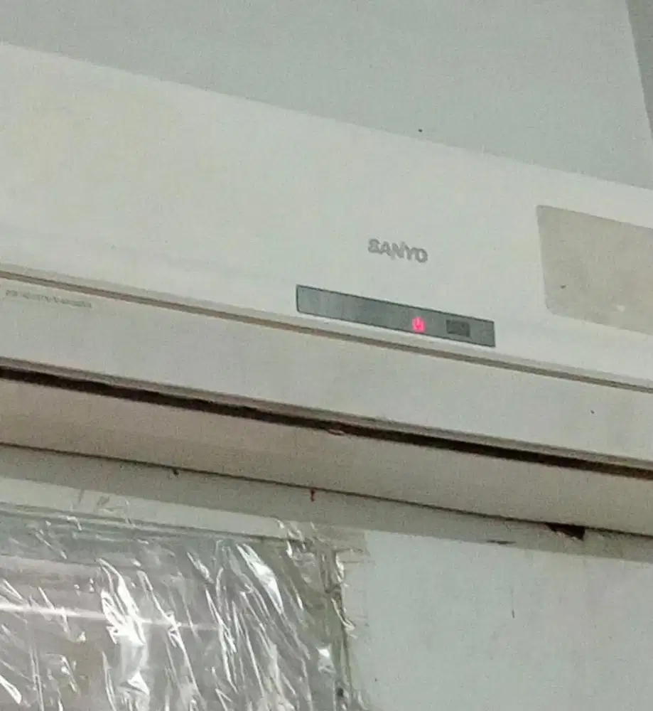 ac sanyo 1 pk putih