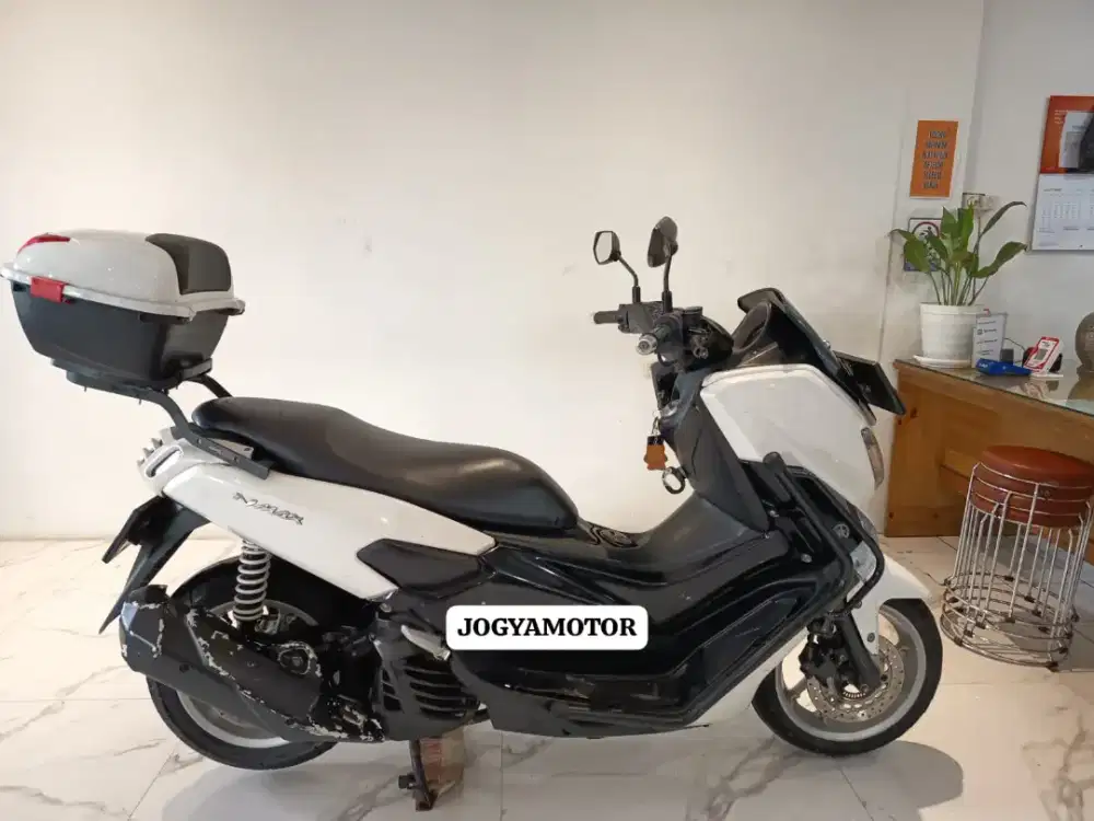 [R] NMAX 155 2015