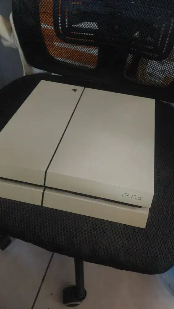 PLAYSTATION 4 / PS4 FAT SERI CUH1100A 2 STIK