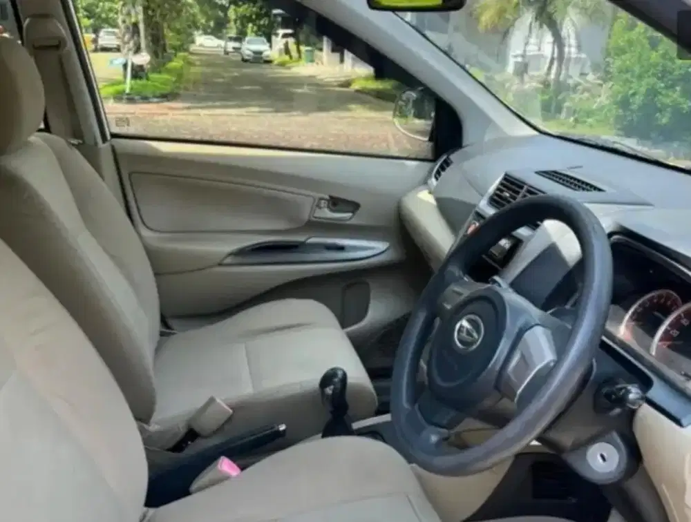 Xenia M STD 1.0 Manual 2014