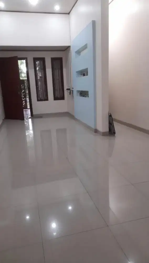 Jual Rumah 1.5 Lt Bulevar Hijau Harapan Indah Kota Bekasi