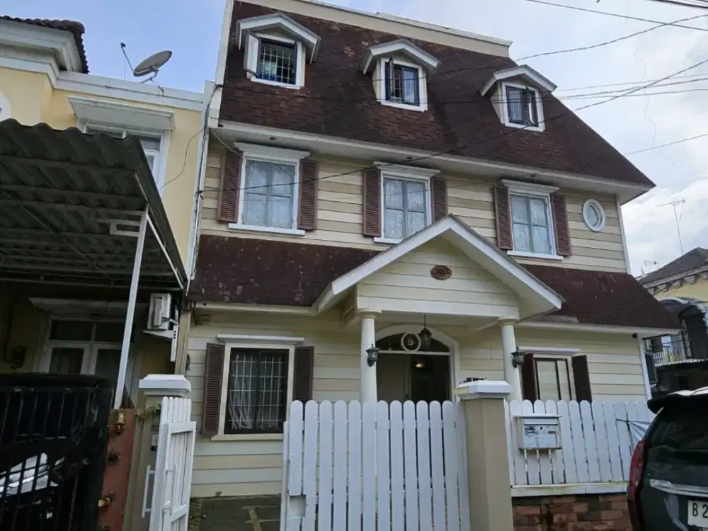 Dijual Cepat Rumah Hadap Utara dan Barat di Muiara Taman Palem