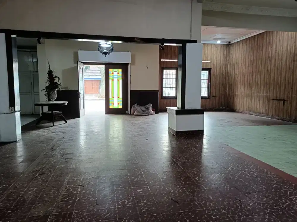 DIJUAL RUANG USAHA MAINROAD JL PAJAJARAN BANDUNG M