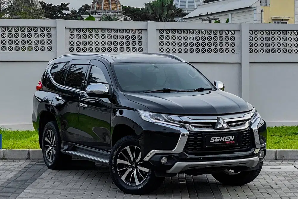 Mitsubishi Pajero Sport Dakar 2.4 Diesel Solar Sunroof AT Matic 2017