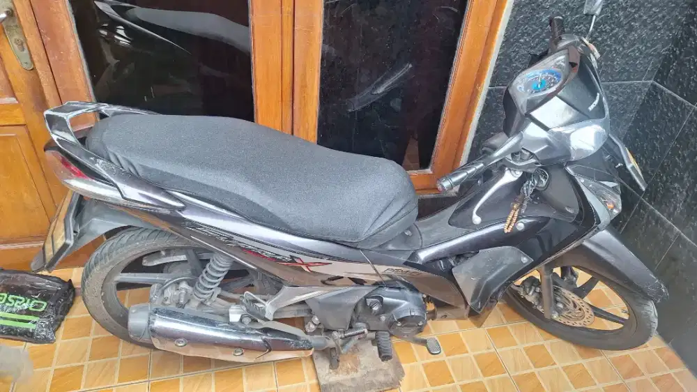 Supra helm in low km