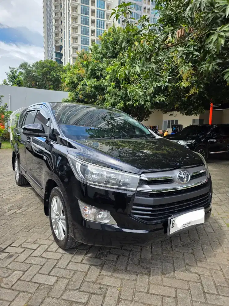 Dijual Toyota Kijang Innova 2.0 G Matic 2018 (low km)